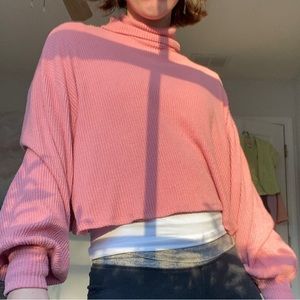 MOVING SALE - Cottagecore // minimalist // jfashion ✩ pink hollister tee